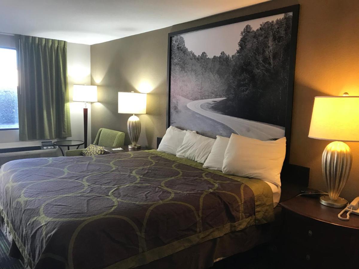 Hotel Super 8 By Wyndham Oxford Extérieur photo