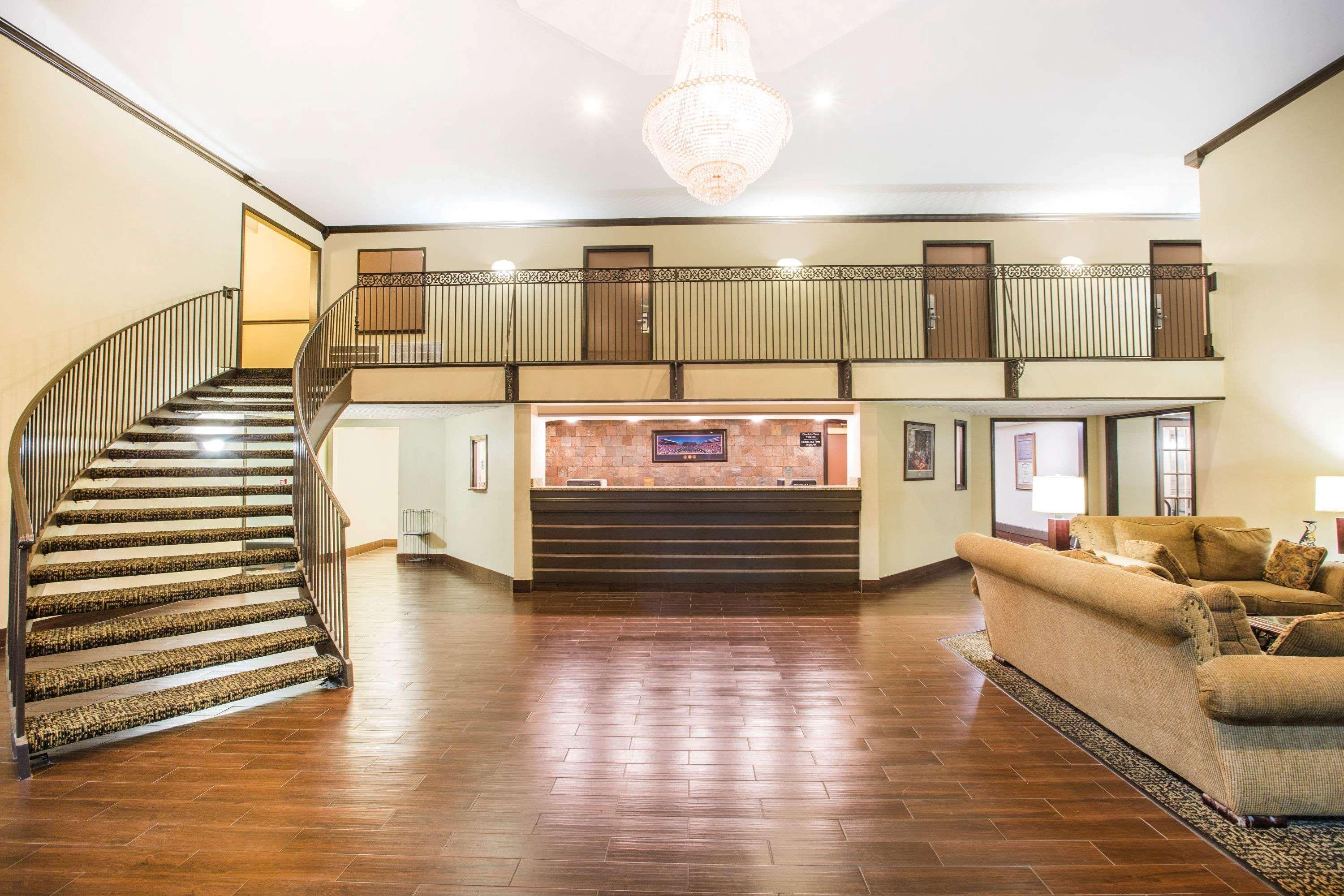 Hotel Super 8 By Wyndham Oxford Extérieur photo
