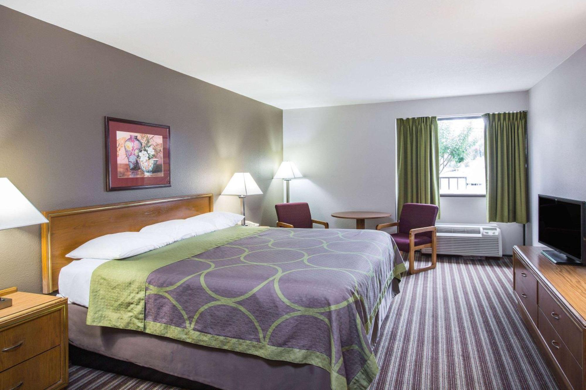 Hotel Super 8 By Wyndham Oxford Extérieur photo